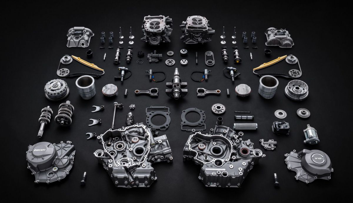 Ducati Motor V2 890 2025 (4)