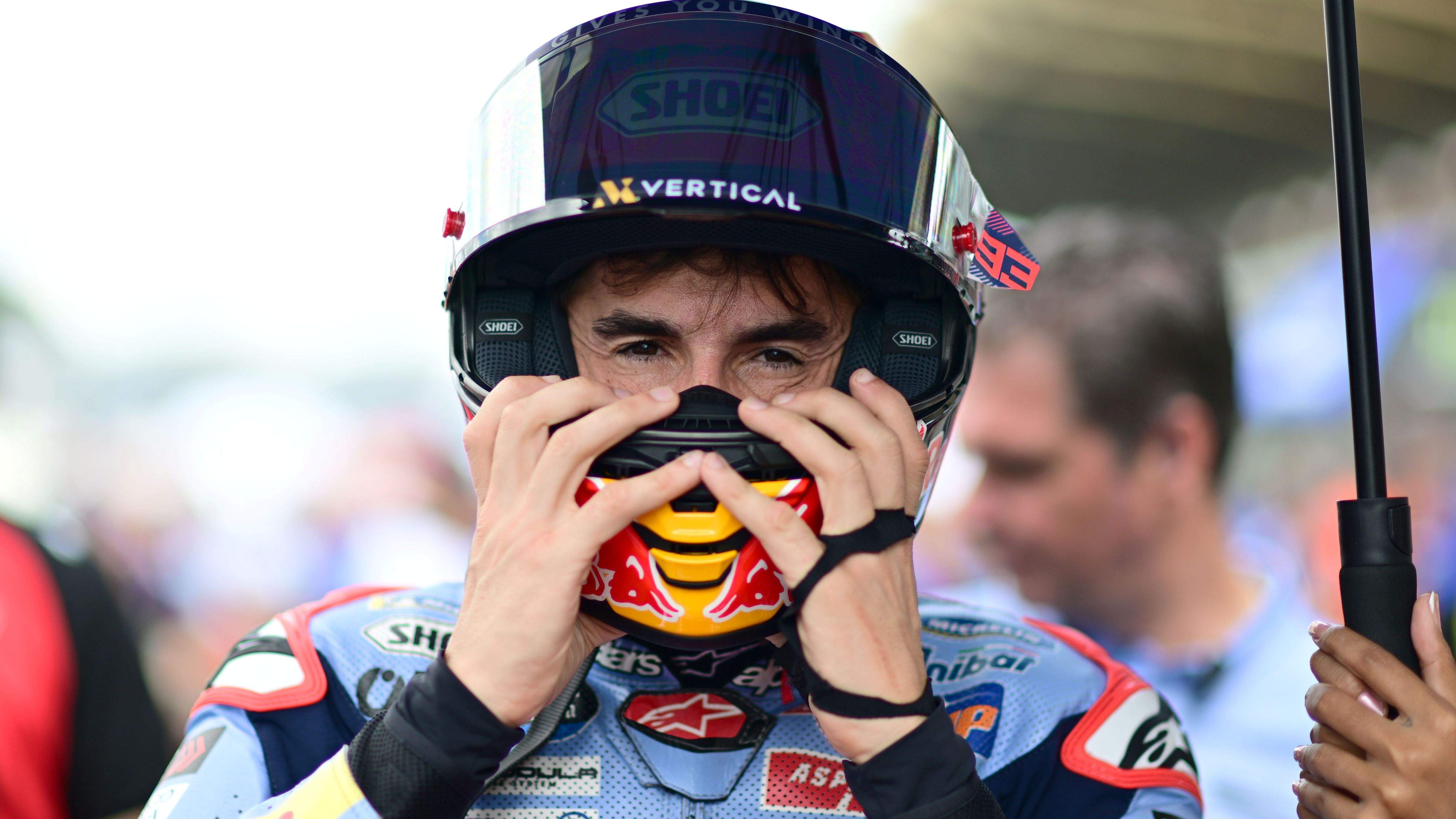 Marc Márquez antes de la carrera de MotoGP en Malasia Marc Márquez antes de la carrera de MotoGP en Malasia