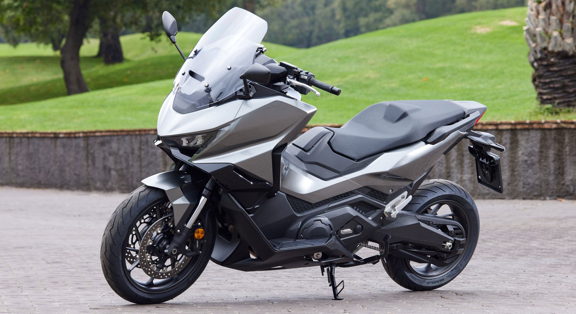 Honda Forza 750 2025
