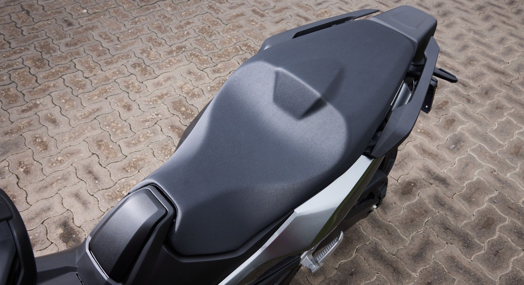 Honda Forza 750 2025