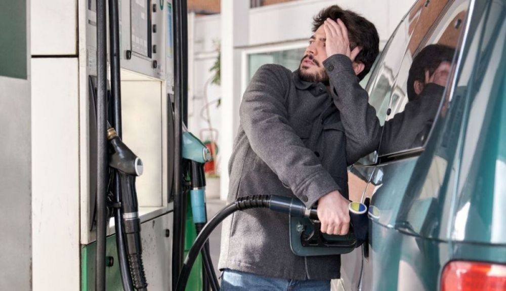 Cuánto va a costar más llenar cada depósito del coche con el próximo nuevo impuesto al diésel Cuánto va a costar más llenar cada depósito del coche con el próximo nuevo impuesto al diésel