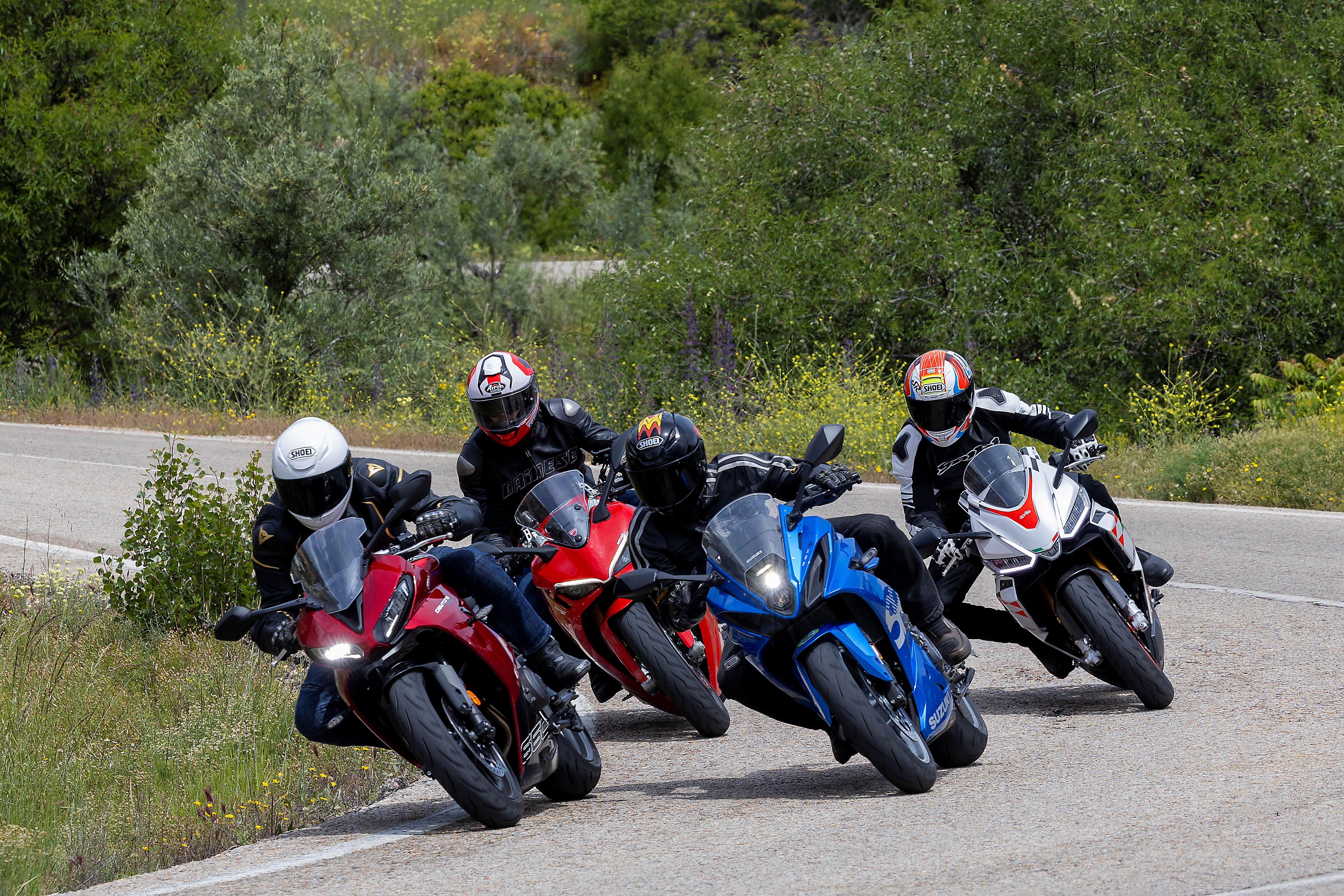 En octubre creció la demanda de motos y bajo la de scooters.