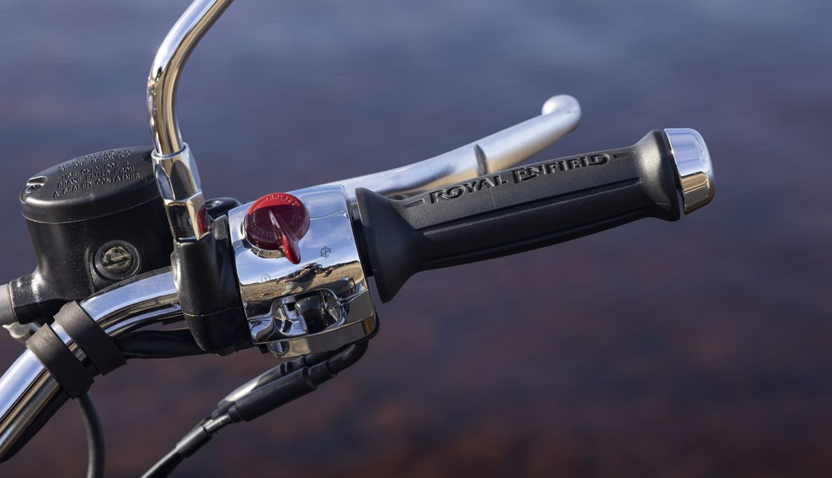 Royal Enfield Classic 650 detalles (1)