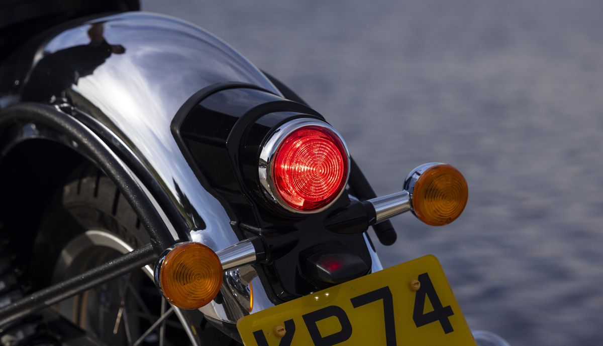 Royal Enfield Classic 650 detalles (3)