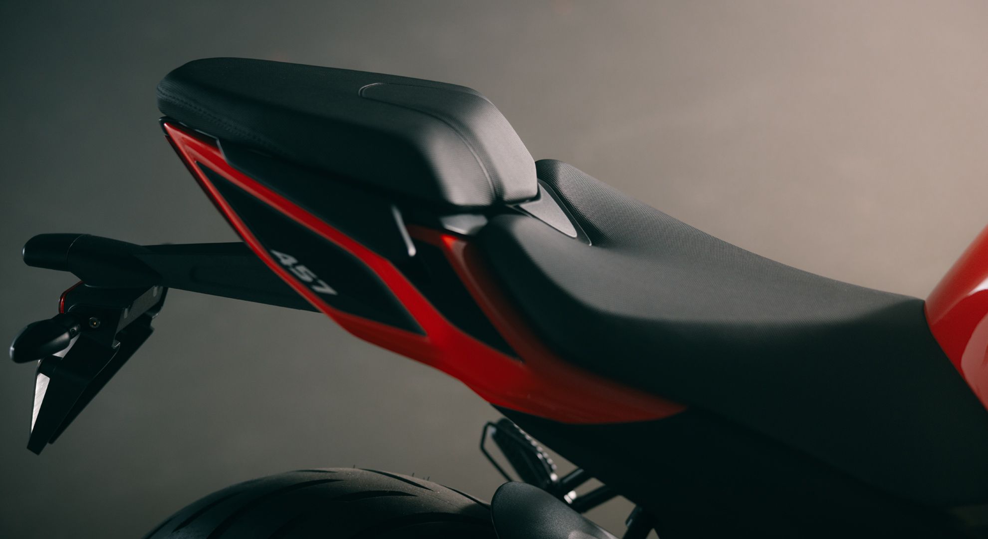 Aprilia Tuono 457