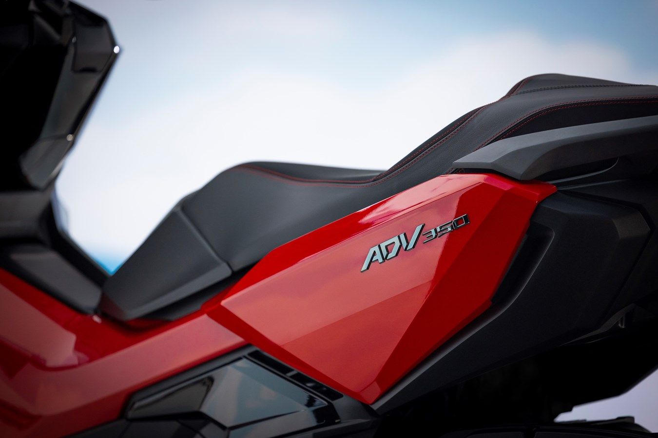 Honda ADV350 2025 detalles (7)