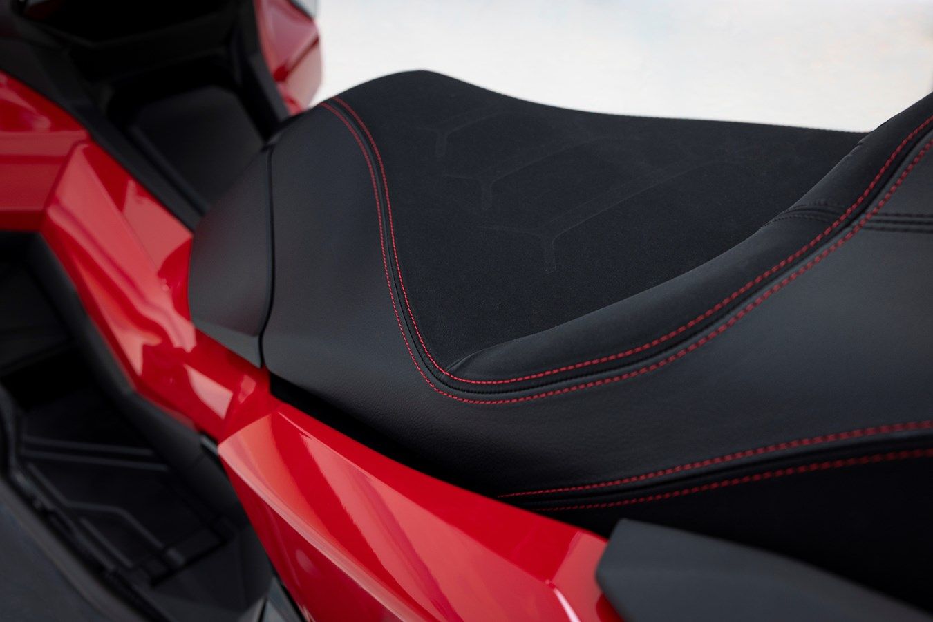 Honda ADV350 2025 detalles (8)