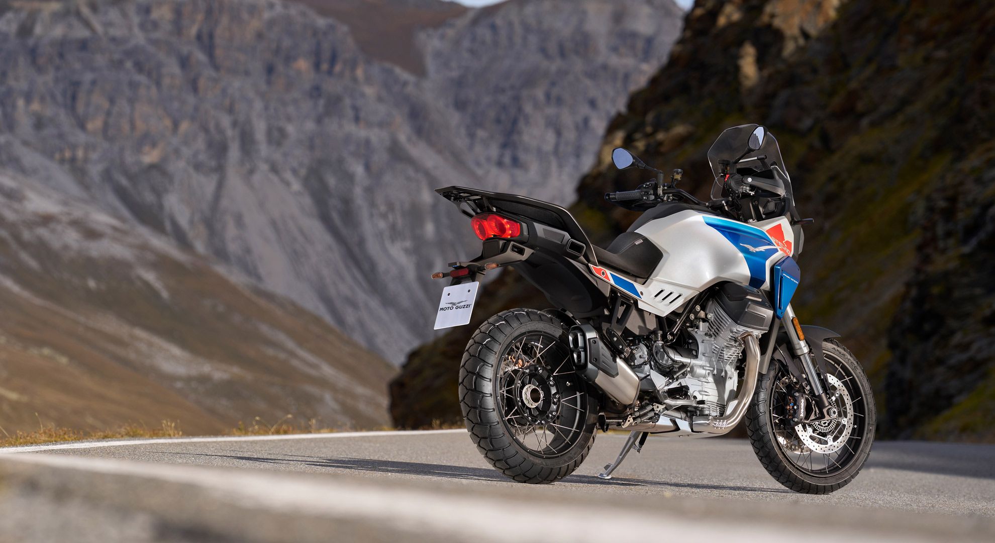Moto Guzzi Stelvio Duecento Tributo