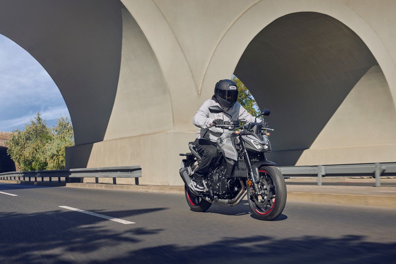 Honda CB750F Hornet 2025 accoin (3)