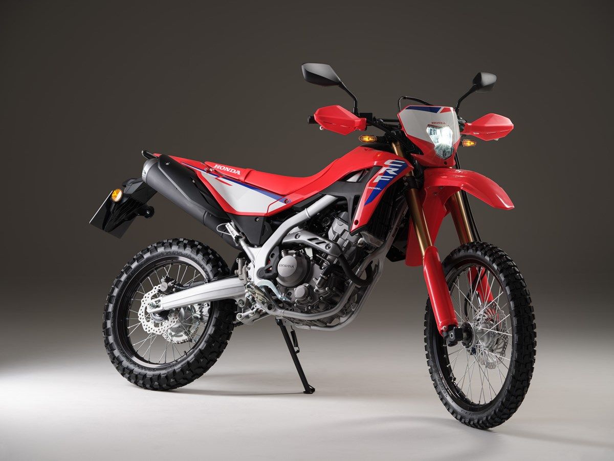 Honda CRF300L 2025 estatica (2)