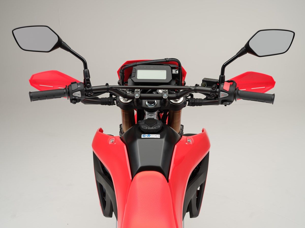 Honda CRF300L 2025 detalle (1)
