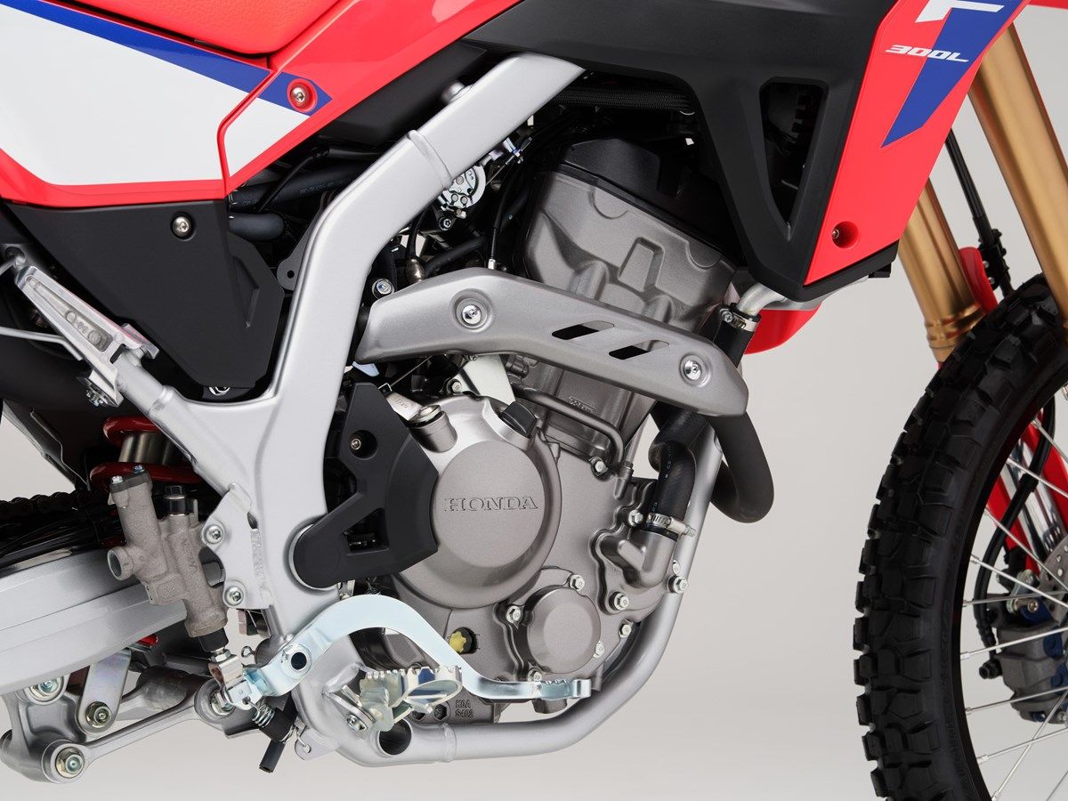 Honda CRF300L 2025 detalle (10)