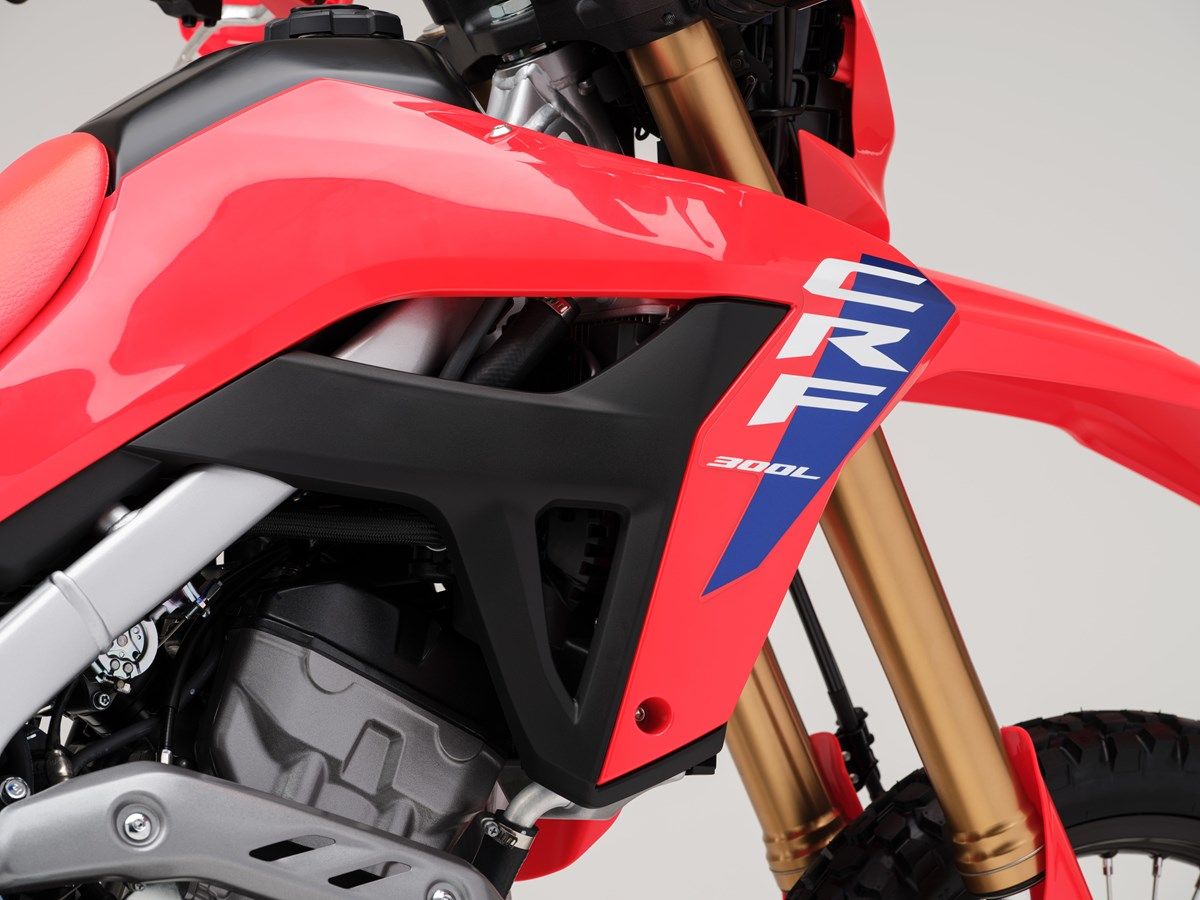 Honda CRF300L 2025 detalle (11)