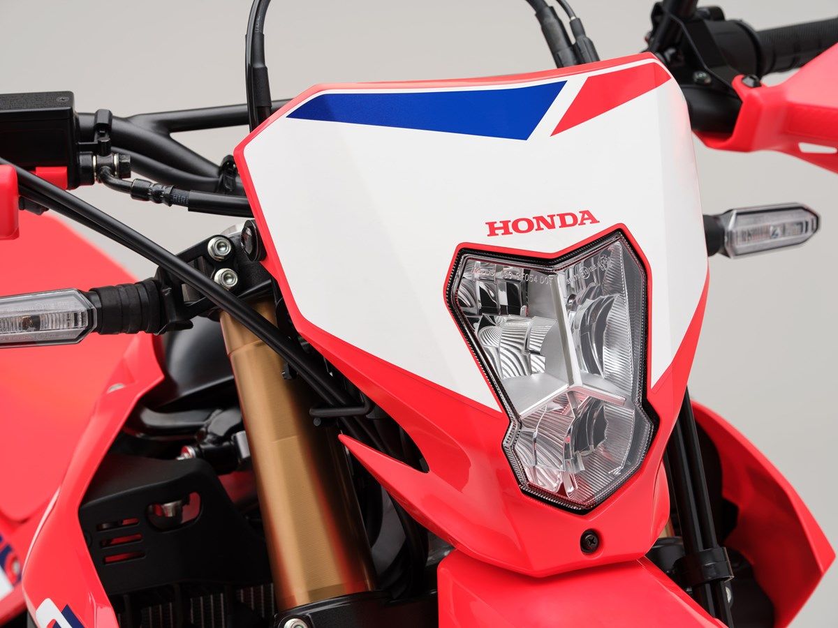 Honda CRF300L 2025 detalle (14)