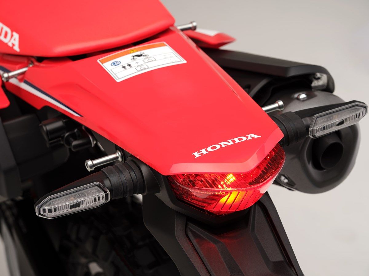 Honda CRF300L 2025 detalle (17)