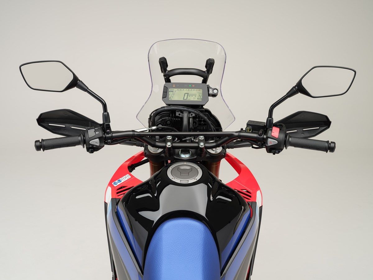 Honda CRF300 Rally 2025 detalles (1)