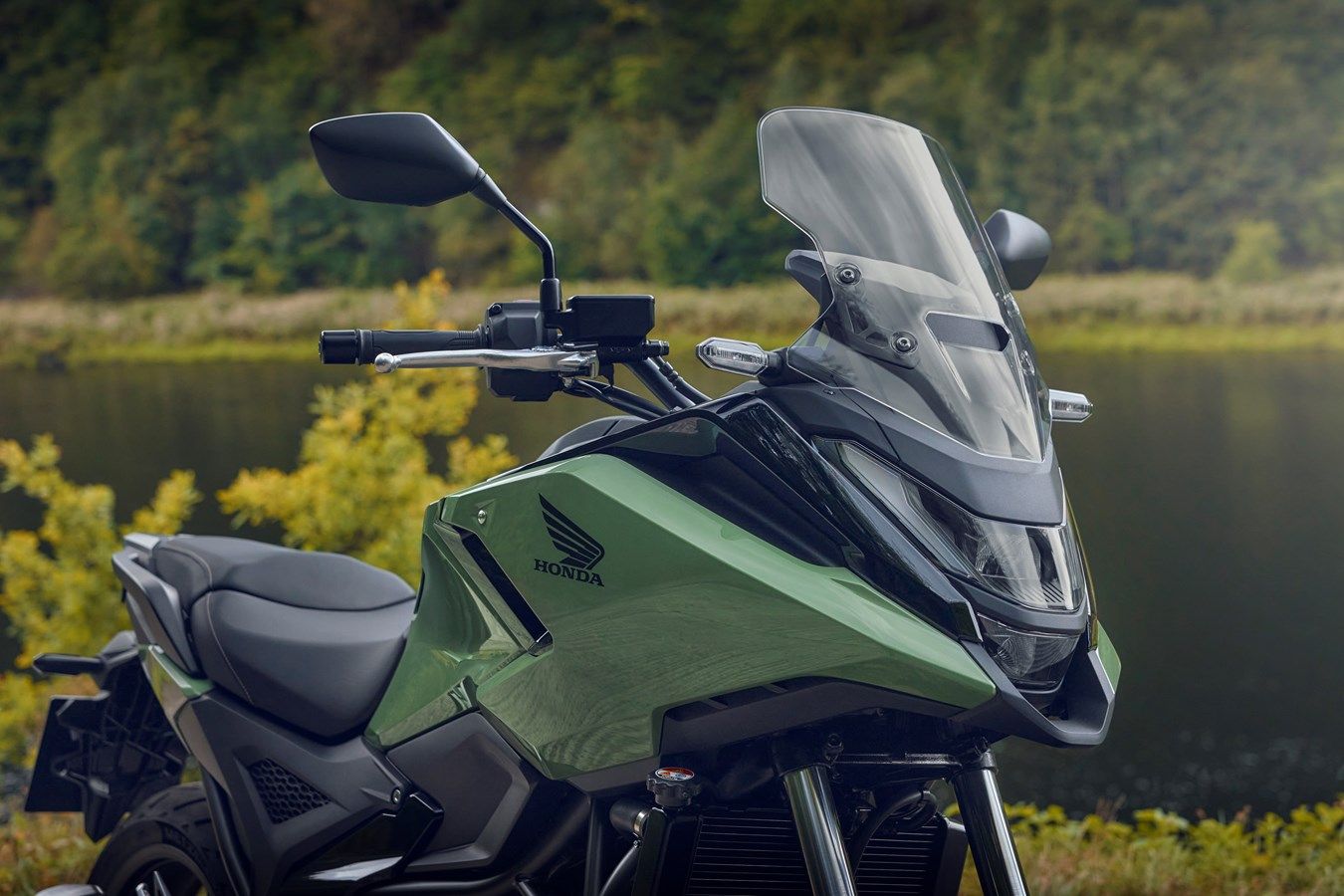 Honda NC750X 2025 detalles (1)