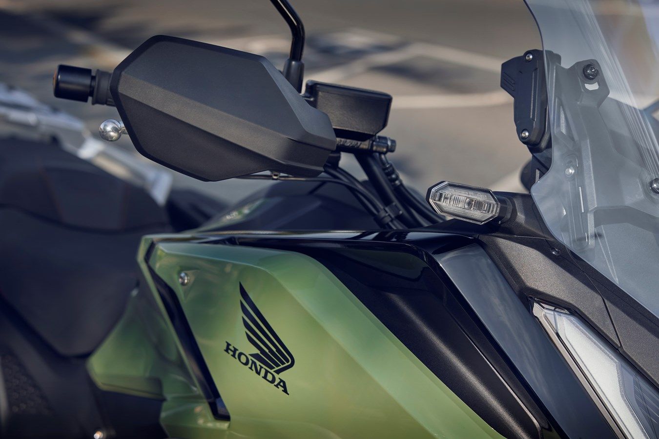 Honda NC750X 2025 detalles (7)