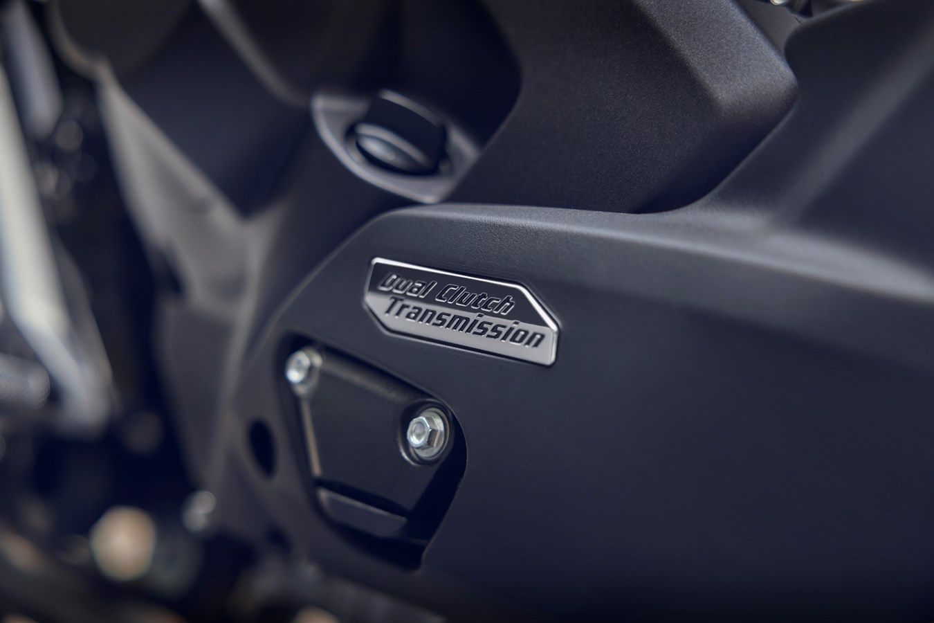 Honda NC750X 2025 detalles (13)