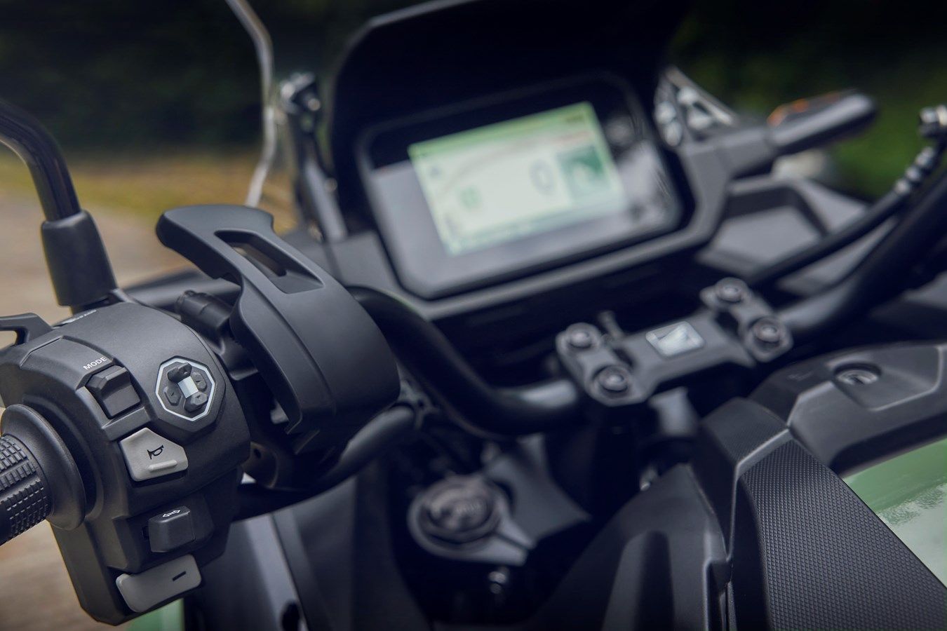 Honda NC750X 2025 detalles (17)