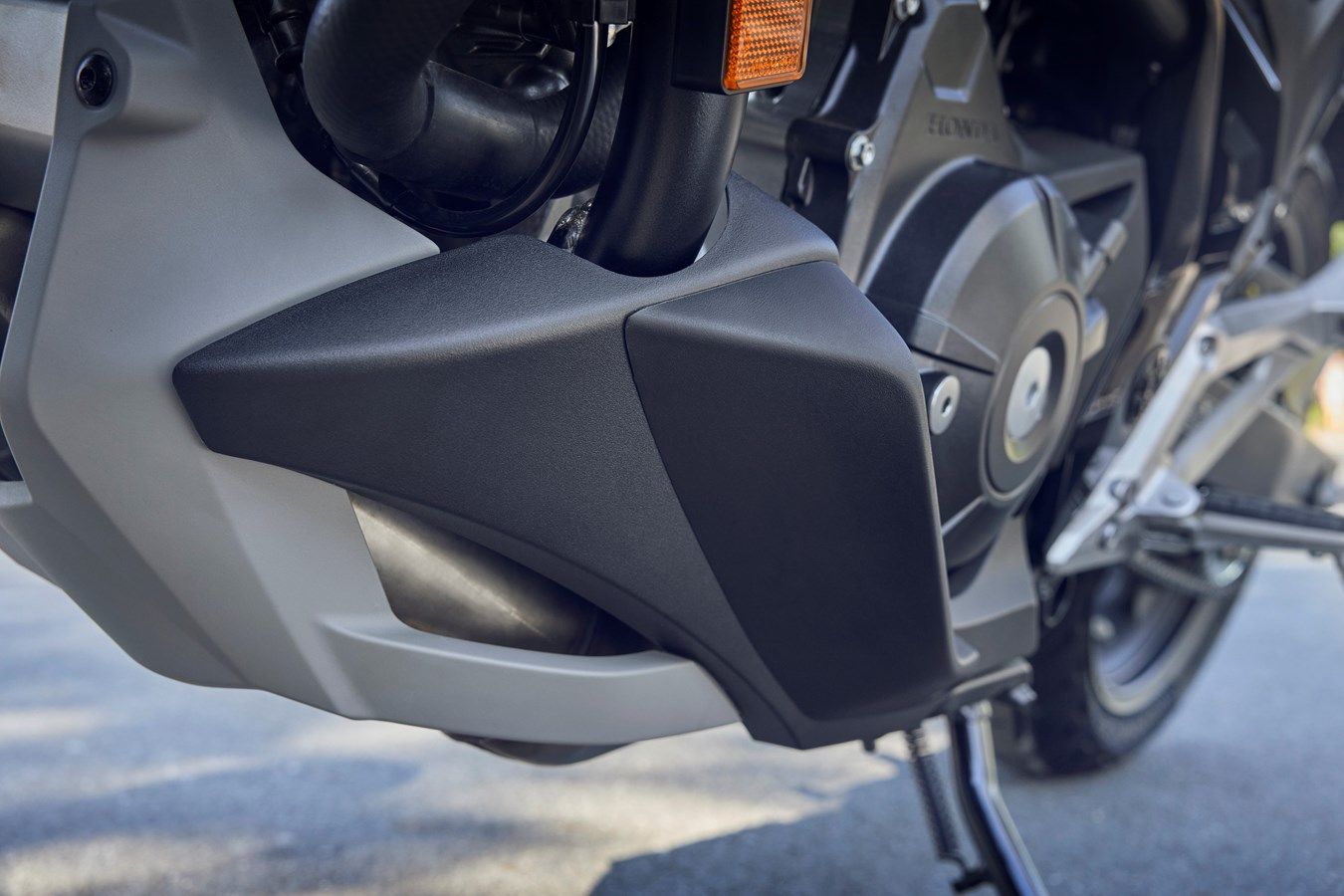 Honda NC750X 2025 detalles (19)