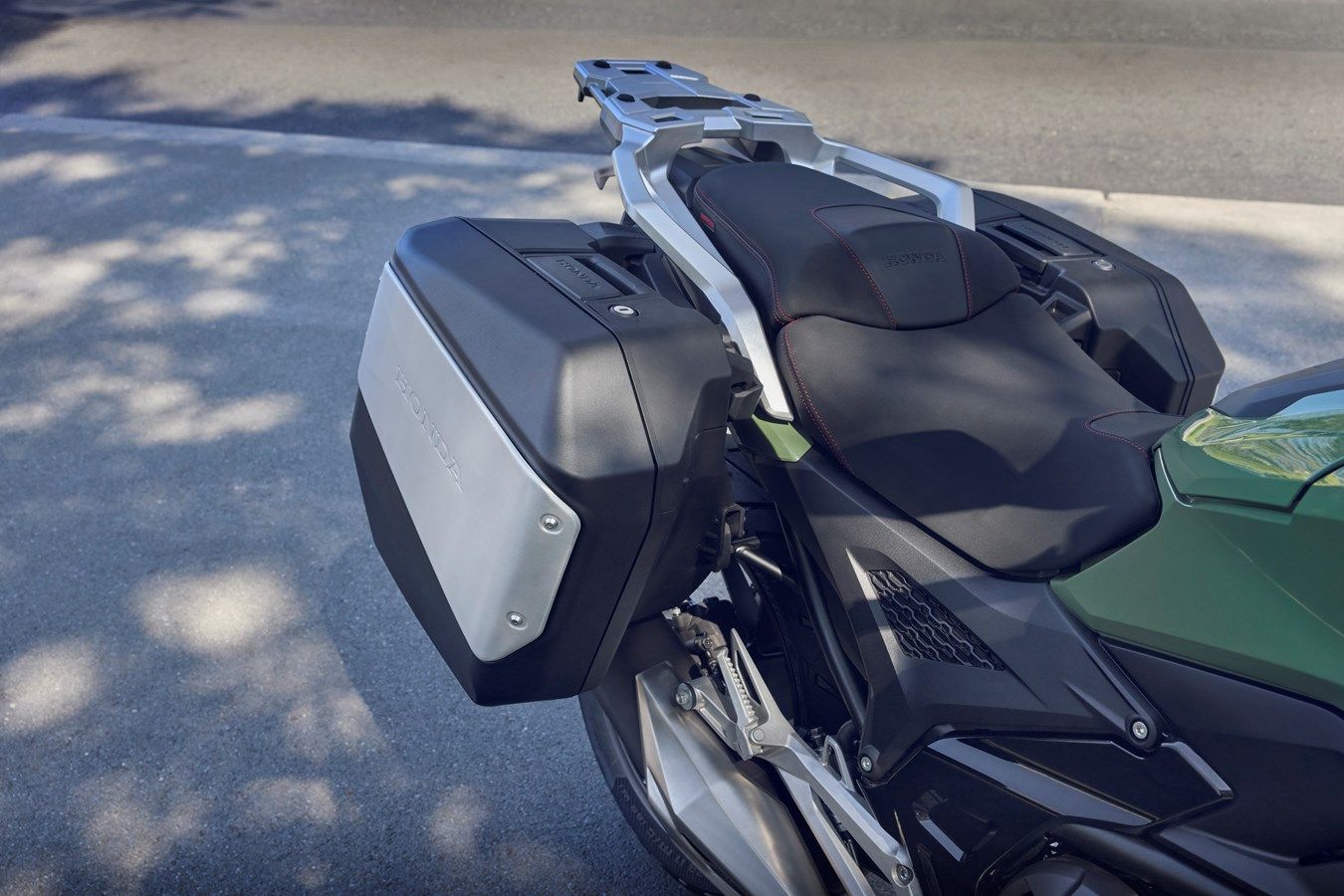 Honda NC750X 2025 detalles (21)