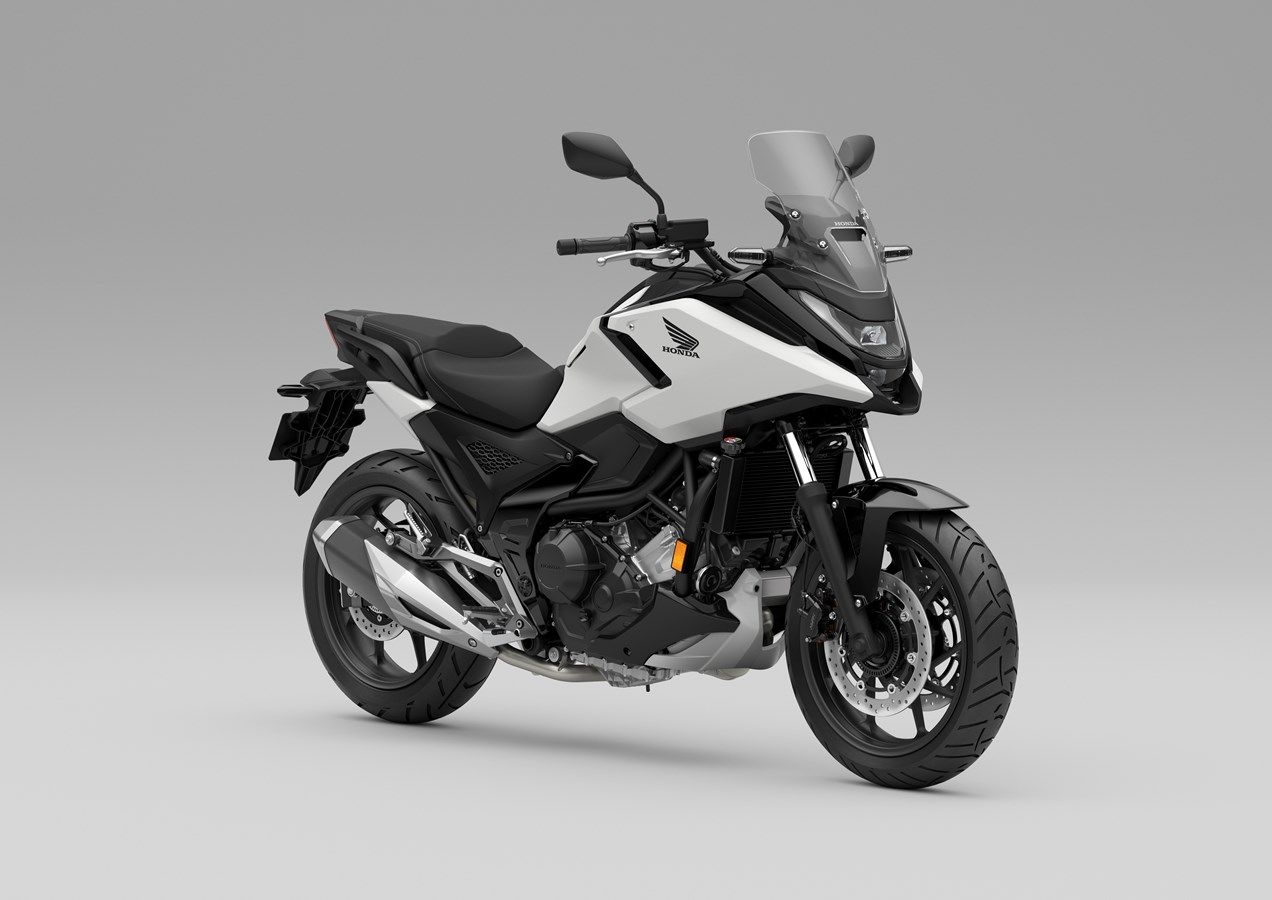 Honda NC750X 2025 perfil (3)