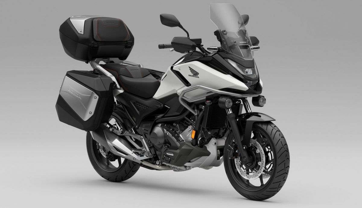 Honda NC750X 2025 perfil