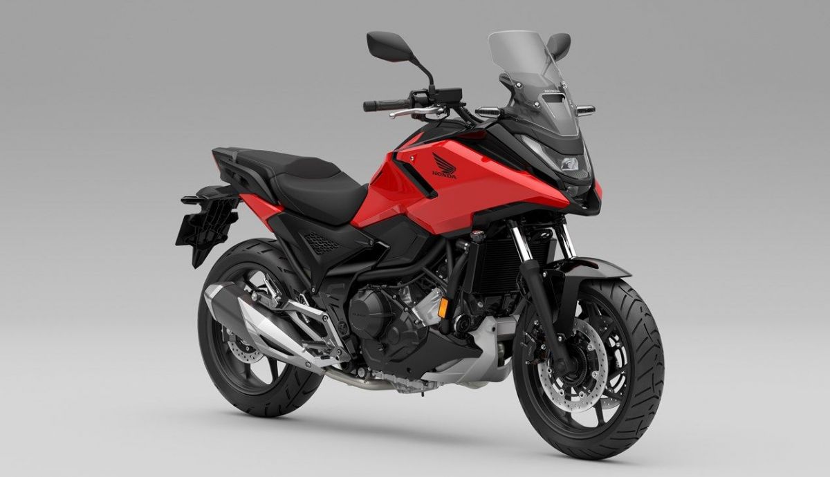 Honda NC750X 2025 perfil (2)