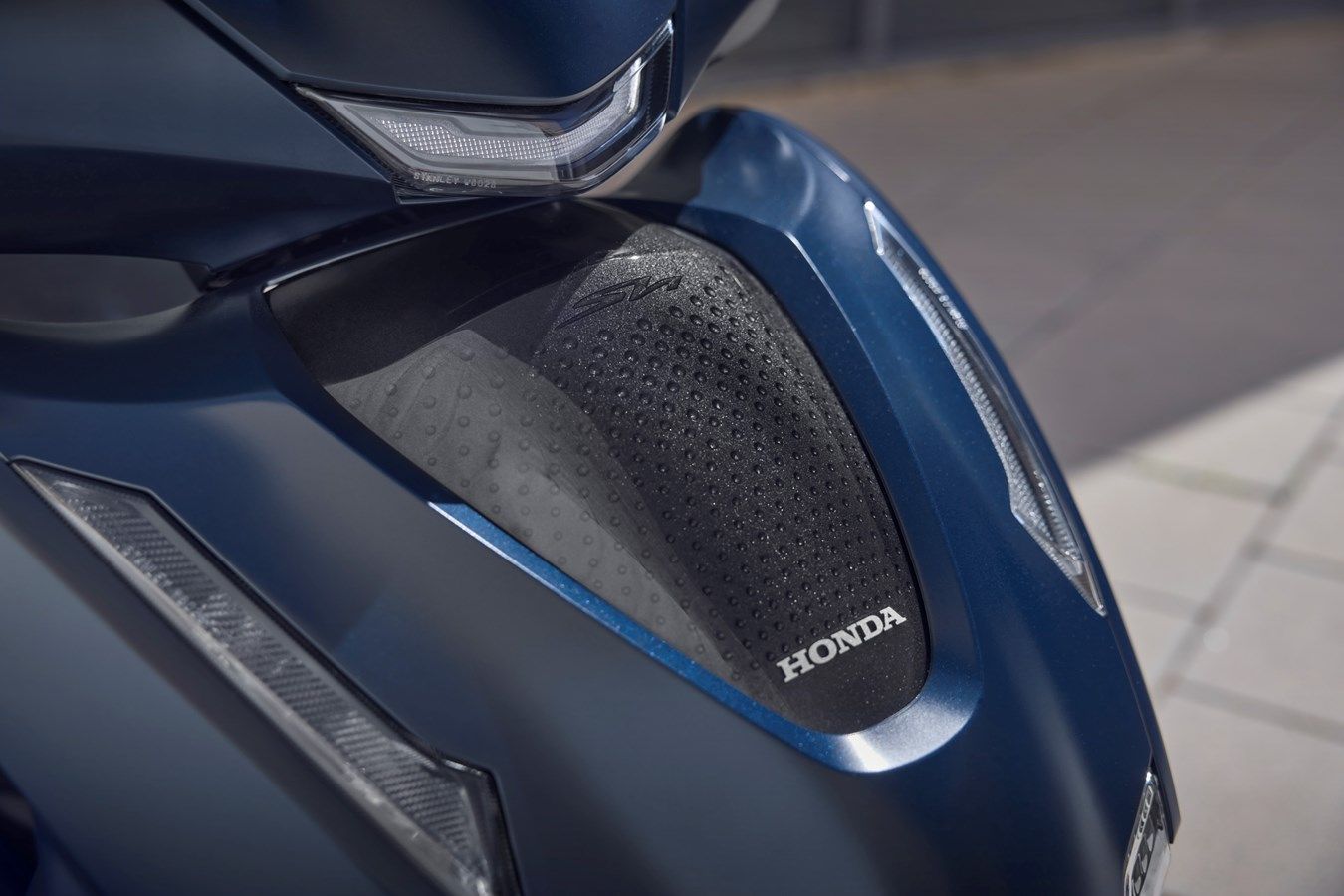 Honda SH350i 2025 detalle (5)