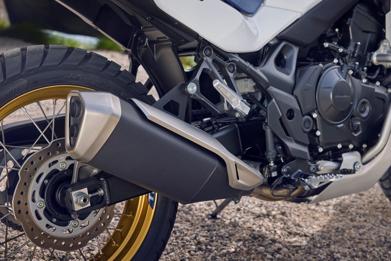 Honda XL750 Transalp 2025 detalles (6)