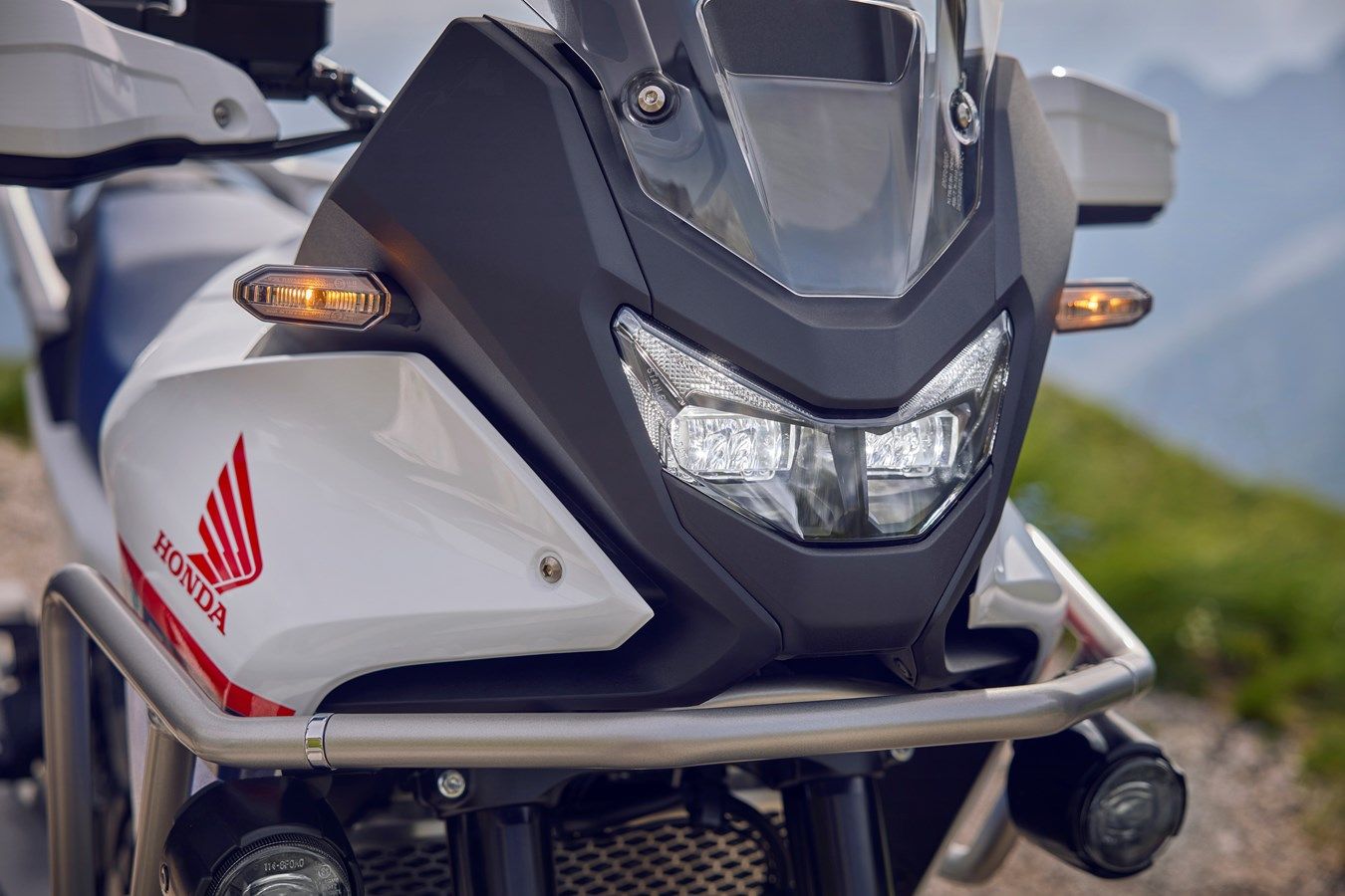 Honda XL750 Transalp 2025 detalles (9)