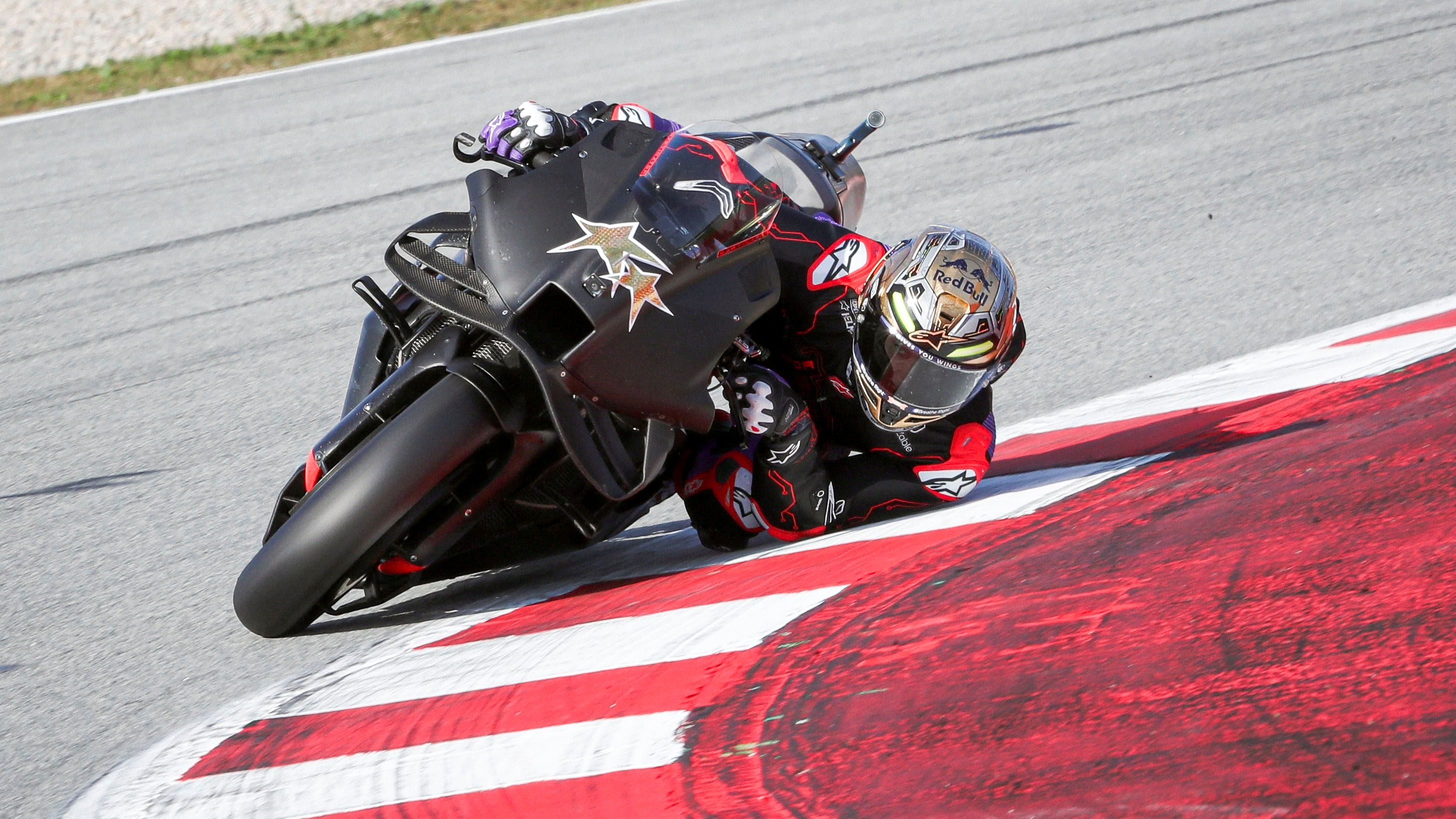 Jorge Martín no pierde las viejas costumbres, Test Barcelona MotoGP 2025