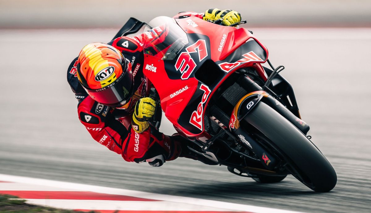 Augusto Fernández se despidió en Barcelona como piloto titular de MotoGP, al menos por ahora Augusto Fernández se despidió en Barcelona como piloto titular de MotoGP, al menos por ahora