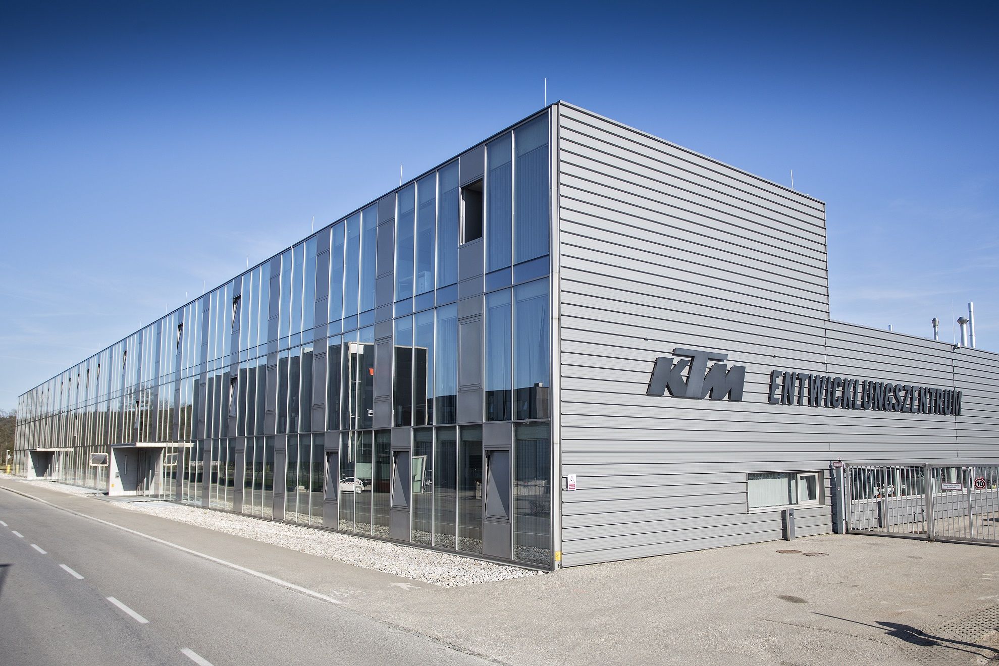 Pierer Mobility presenta un plan para salvar a KTM .