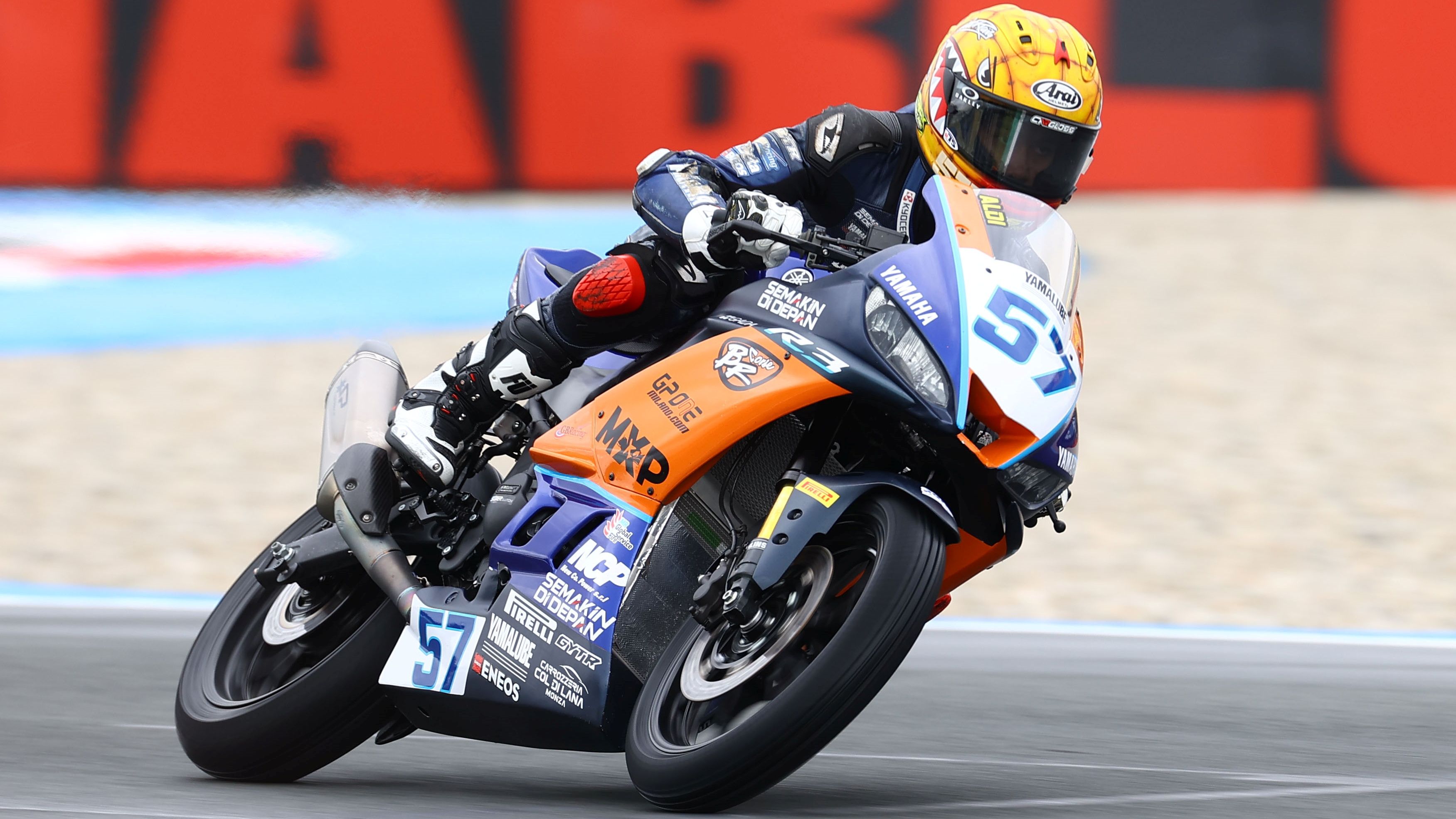 Aldi Satya Mahendra se ha proclamado campeón mundial de Supersport 300 en 2024