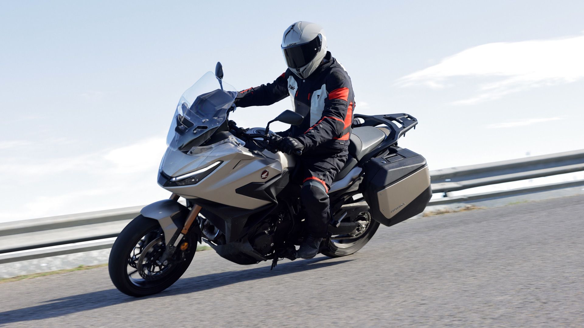 Honda NT1100 2025 Accion (5)