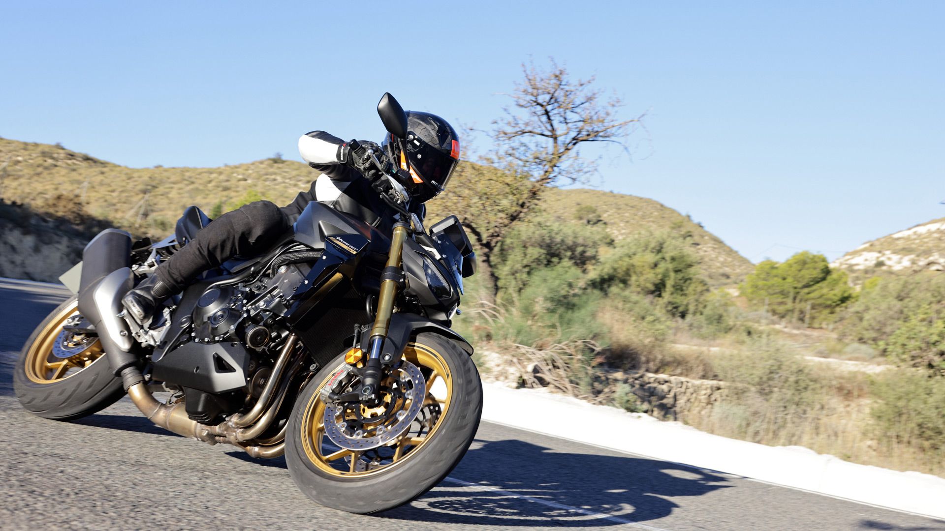 Honda CB1000 Hornat SP 2025 Accion (1)