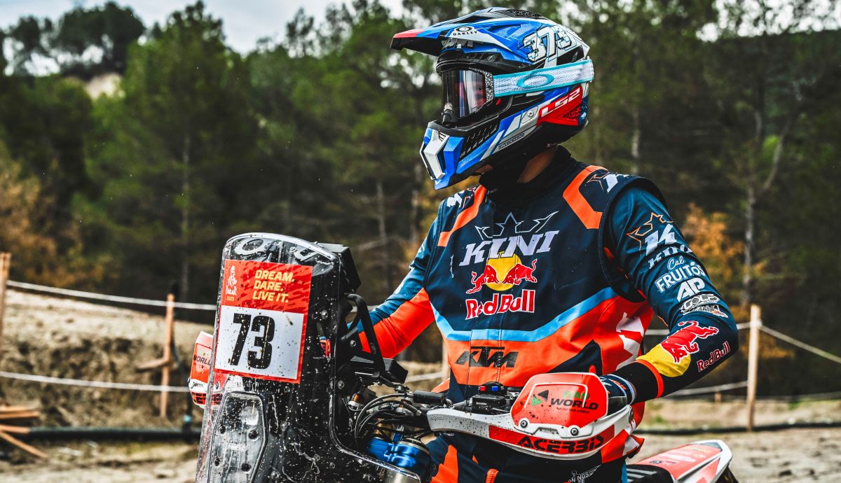 Edgar Canet correrá el Dakar 2025 con una KTM del Bas World KTM Racing Team Edgar Canet correrá el Dakar 2025 con una KTM del Bas World KTM Racing Team