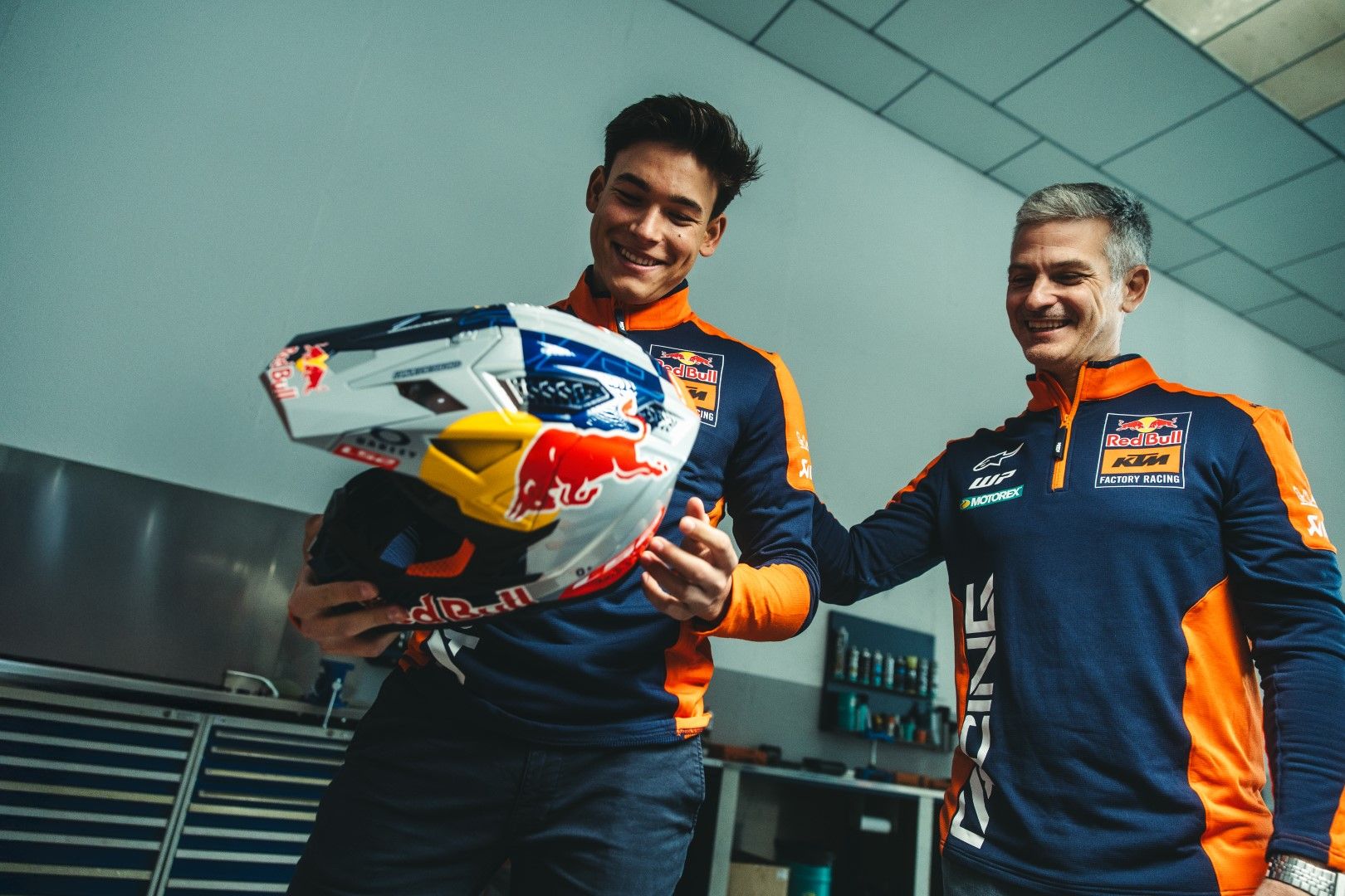 Fotos Edgard Canet piloto Red Bull KTM Factory Racing