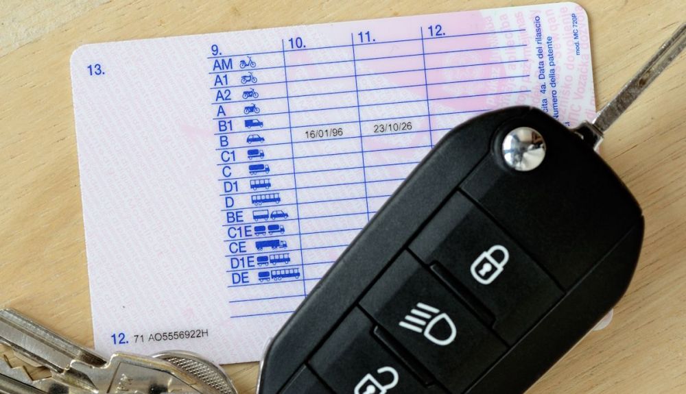 El nuevo trámite de la DGT para sacarse el carnet de conducir que puede ahorrarte colas y multas El nuevo trámite de la DGT para sacarse el carnet de conducir que puede ahorrarte colas y multas