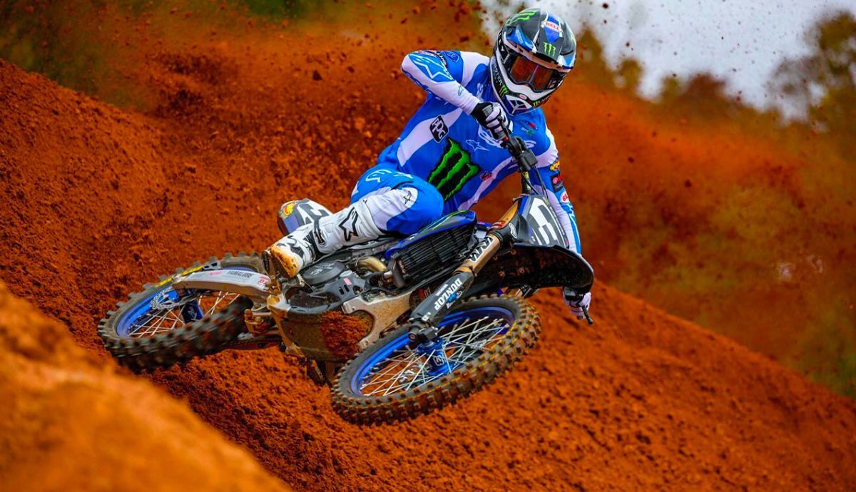 Eli Tomac sobre su Yamaha