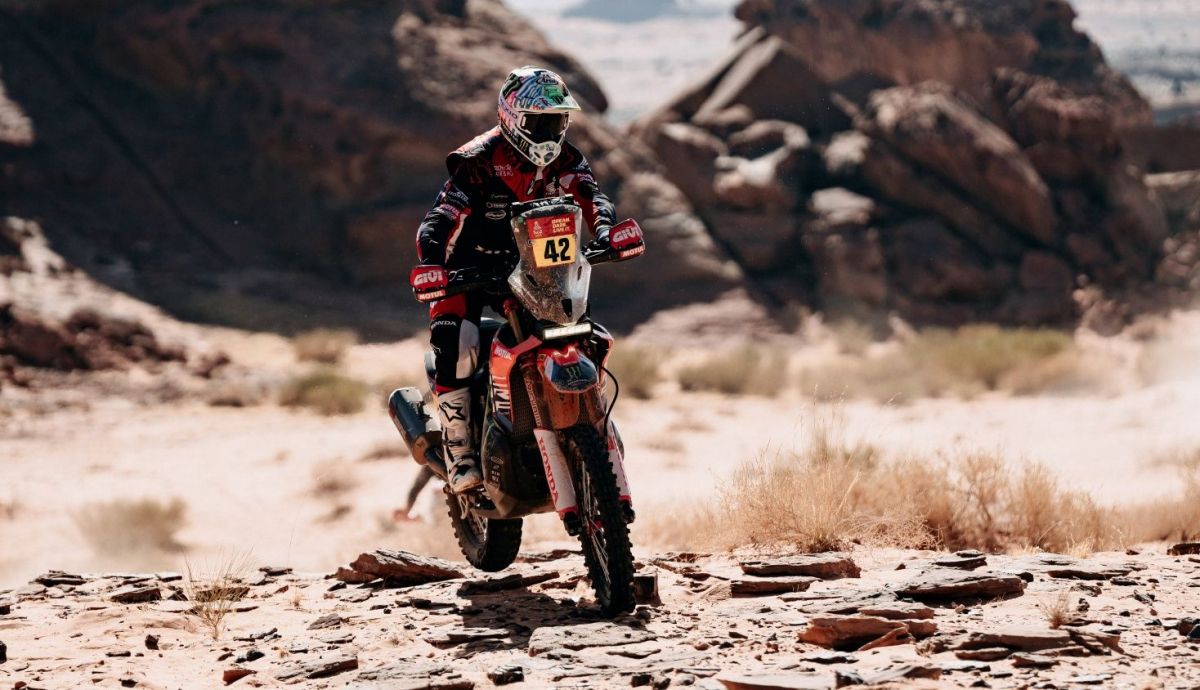Adrien Van Beveren ha dado la mayor exhibición de abrir pista en este Dakar 2025 Adrien Van Beveren ha dado la mayor exhibición de abrir pista en este Dakar 2025