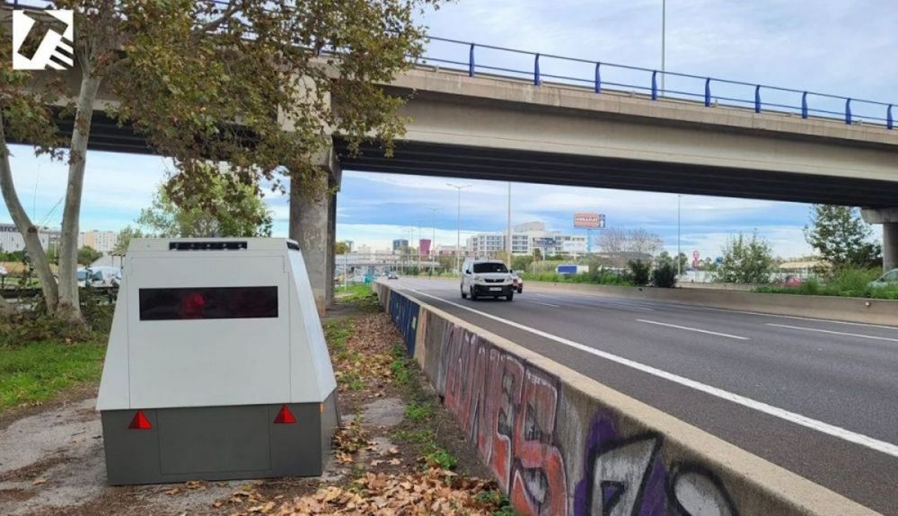 Cataluña se sube al carro de los radares y aumentará aún más su número para frenar la siniestralidad Cataluña se sube al carro de los radares y aumentará aún más su número para frenar la siniestralidad