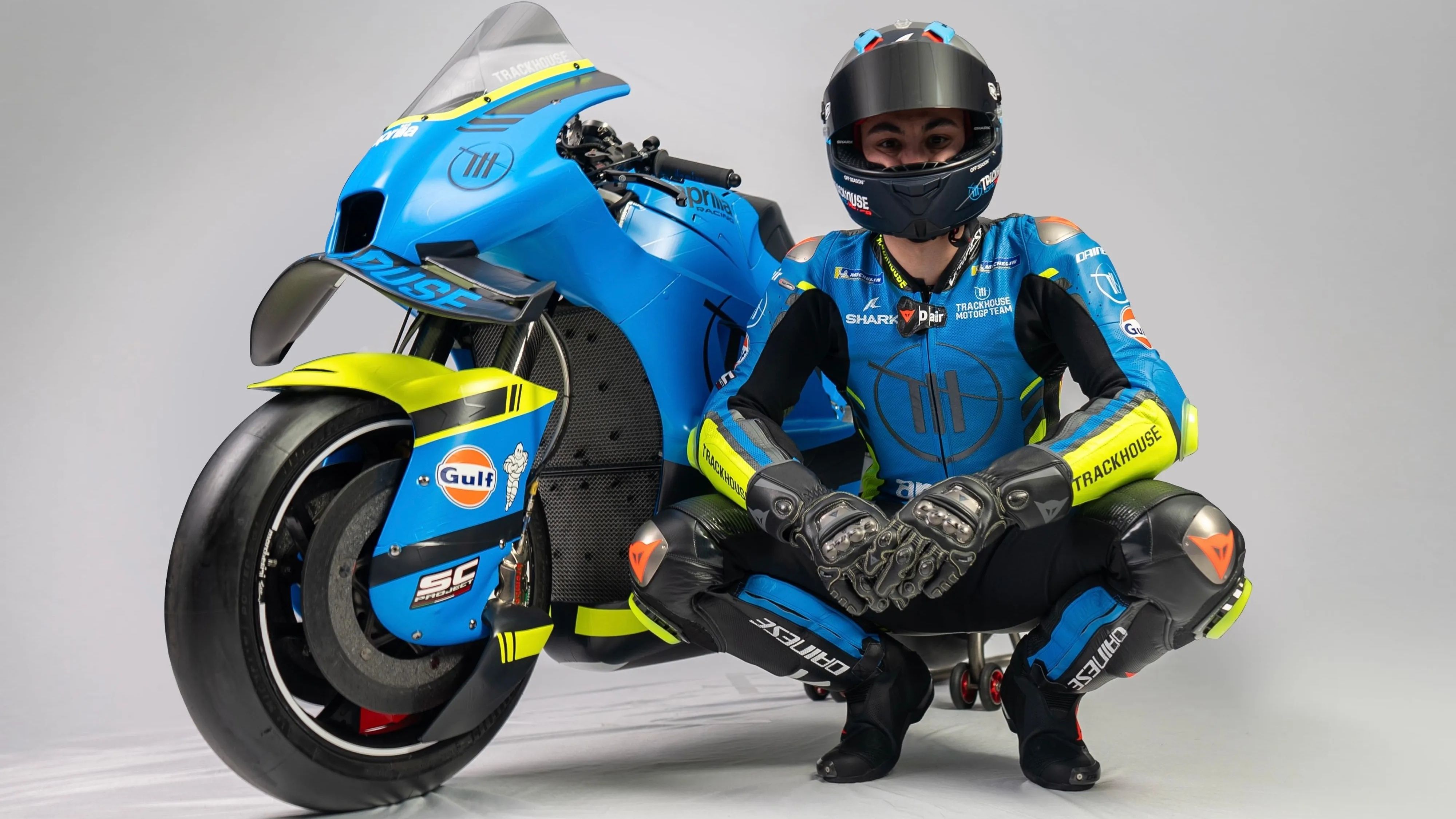Aprilia RS GP Trackhouse MotoGP 2025 Raúl Fernández Ai Ogura 11
