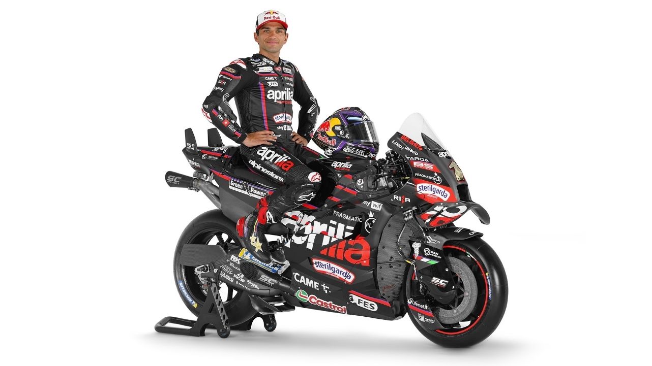 Aprilia RS GP MotoGP 2025 Jorge Martín Marco Bezzecchi 03