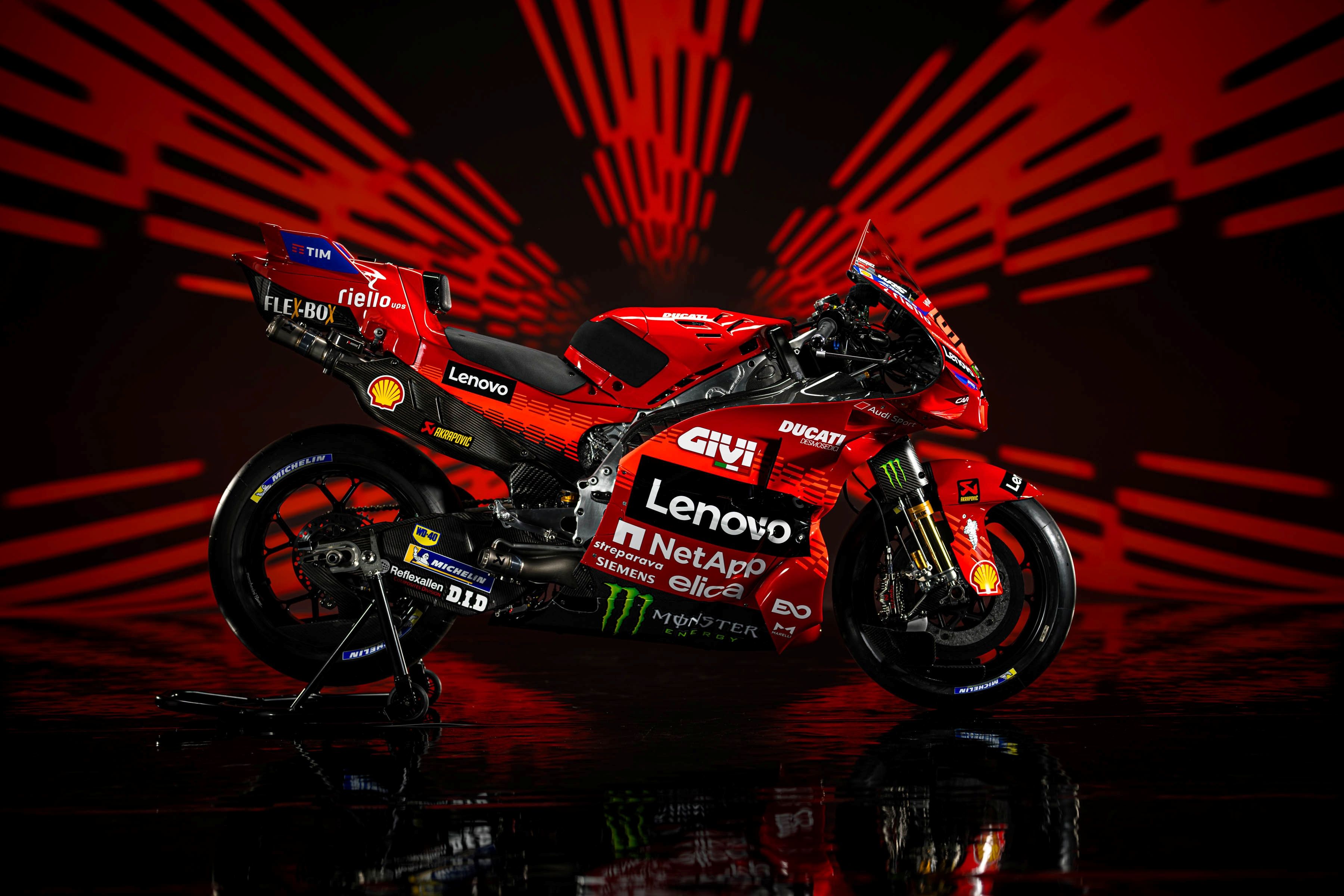 Ducati Desmosedici GP25 Lenovo MotoGP 2025 Pecco Bagnaia Marc Márquez 22