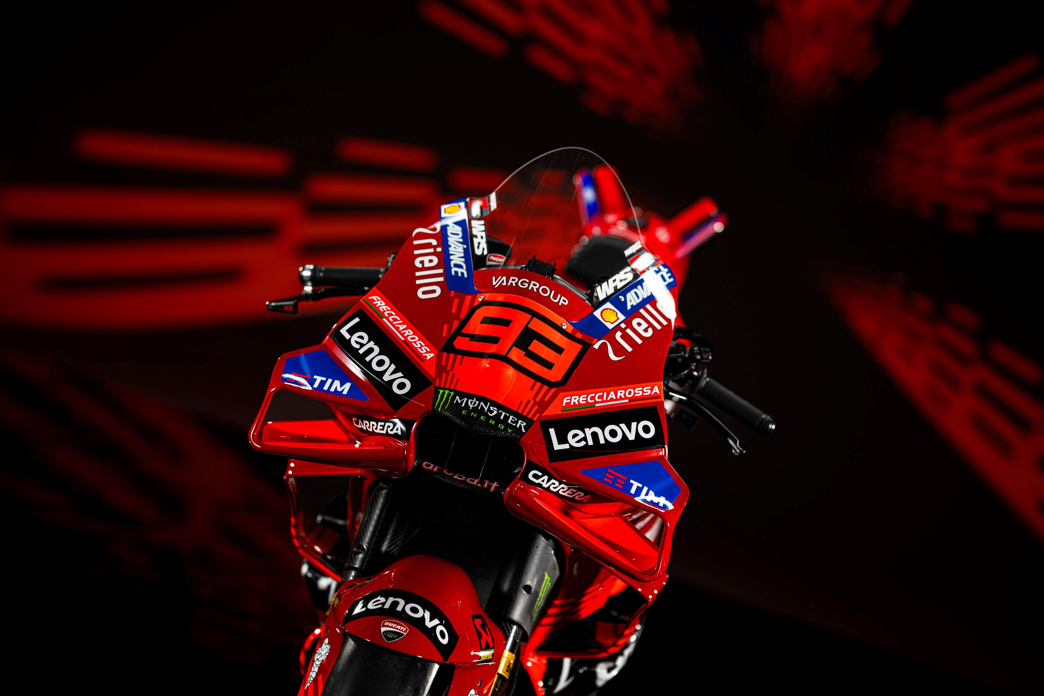 Ducati Desmosedici GP25 Lenovo MotoGP 2025 Pecco Bagnaia Marc Márquez 24