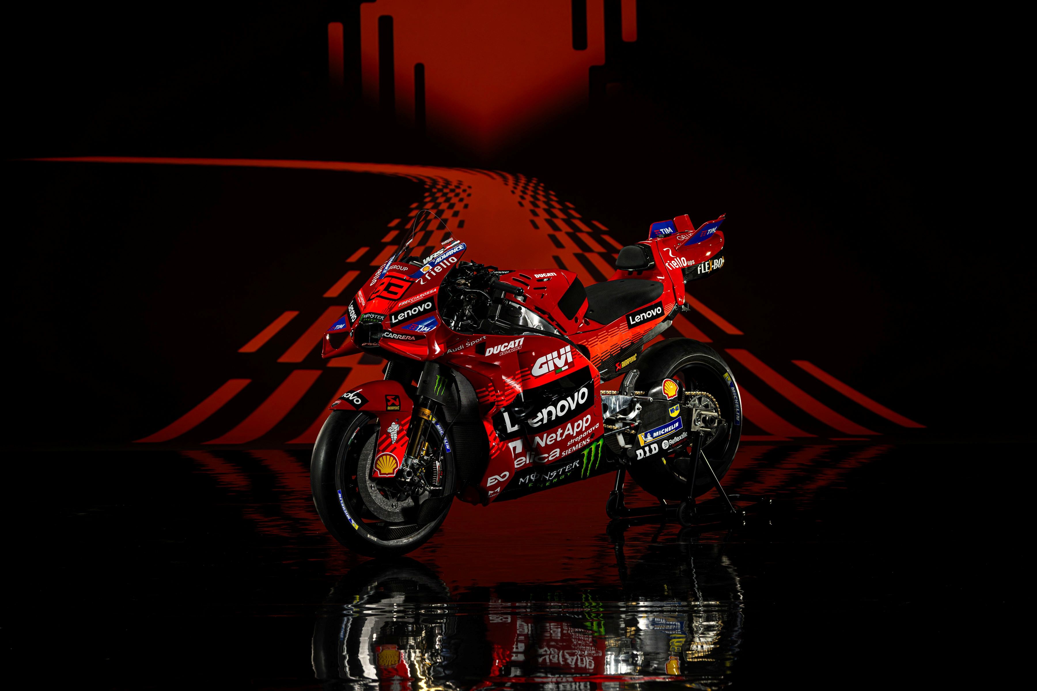 Ducati Desmosedici GP25 Lenovo MotoGP 2025 Pecco Bagnaia Marc Márquez 25