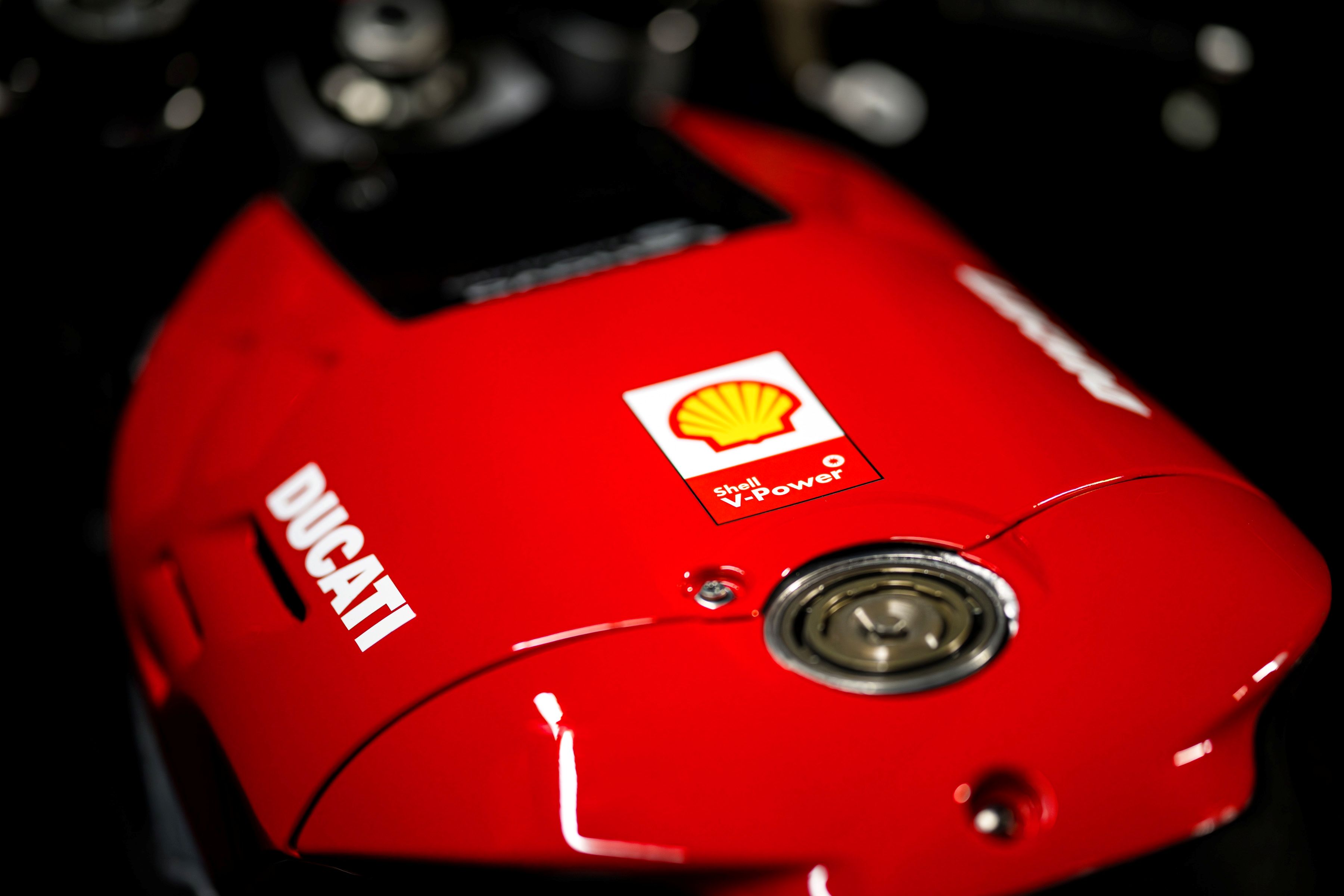 Ducati Desmosedici GP25 Lenovo MotoGP 2025 Pecco Bagnaia Marc Márquez 40